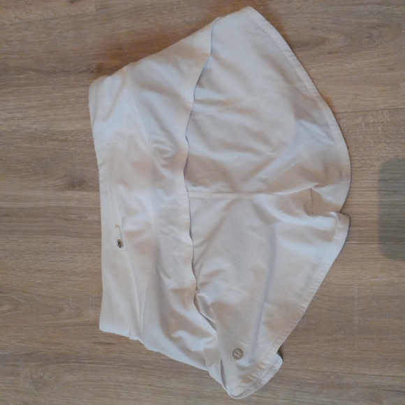 Lululemon Athletica White speed ups - Picture 2 of 4